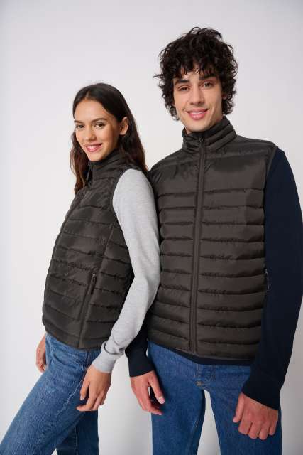 FÉRFI BÉLELT MELLÉNY IB6172